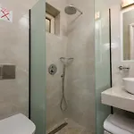 فيلة Niti *
