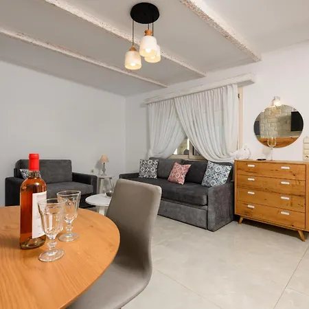 Niti Villa